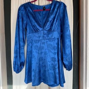 Blue floral mini dress with long sleeves